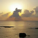 Riccio Di Mare - Large And Bright Flat On The Sea アパート