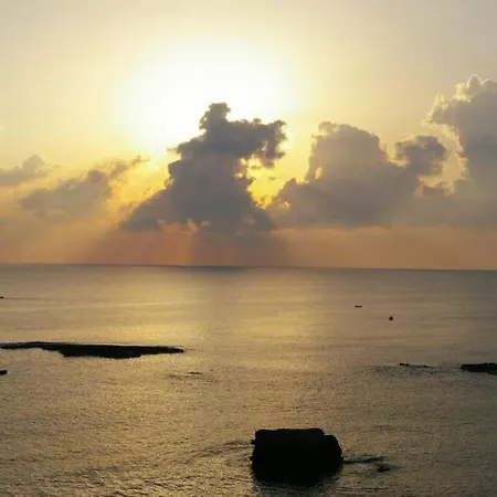 Riccio Di Mare - Large And Bright Flat On The Sea Apartamento